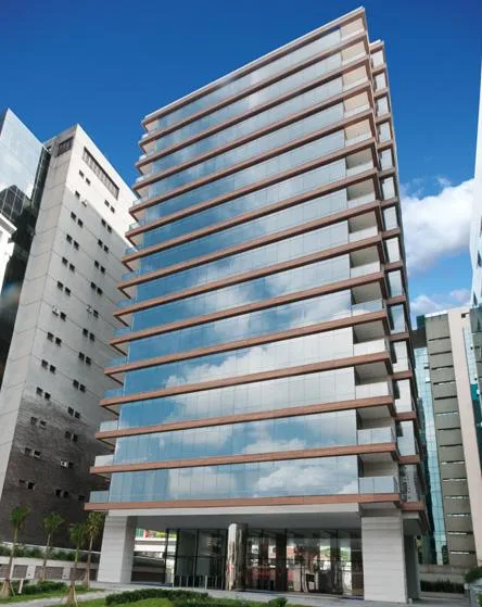Bueno Business Tower — Edifício corporativo em Vila Olímpia, São Paulo