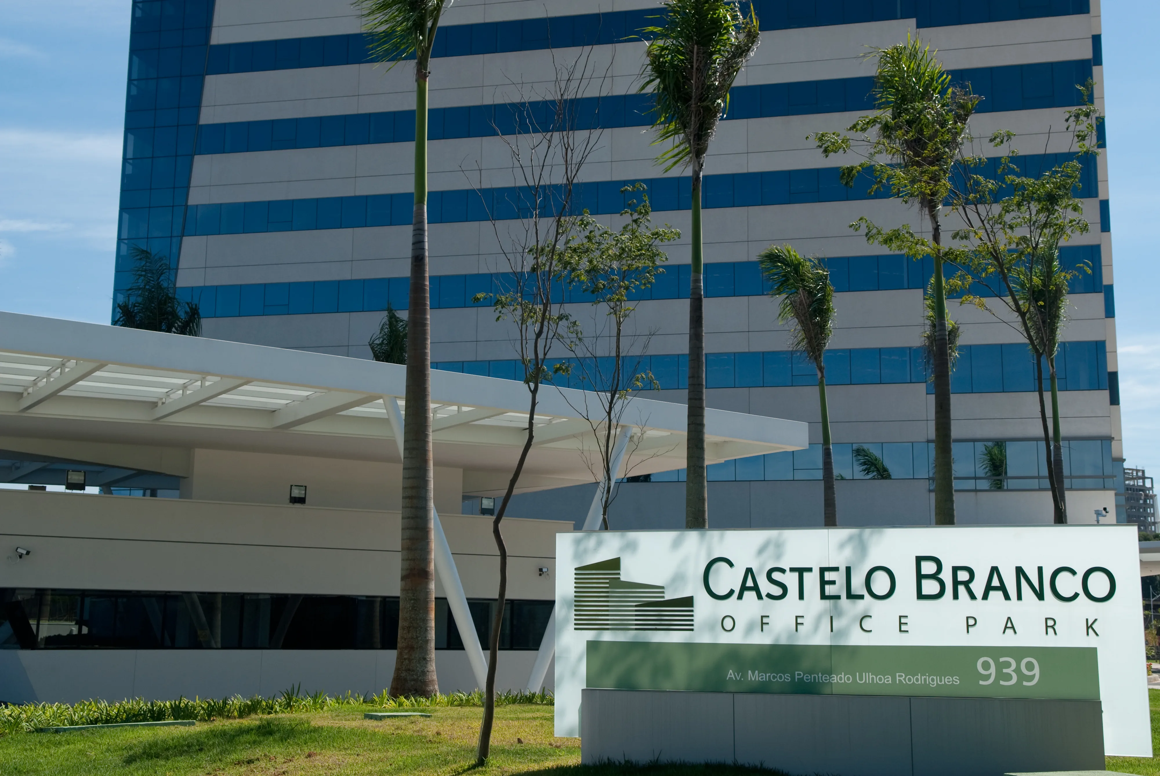 Castelo Branco Office Park - Torre Jacarandá — Edifício corporativo em Alphaville, São Paulo