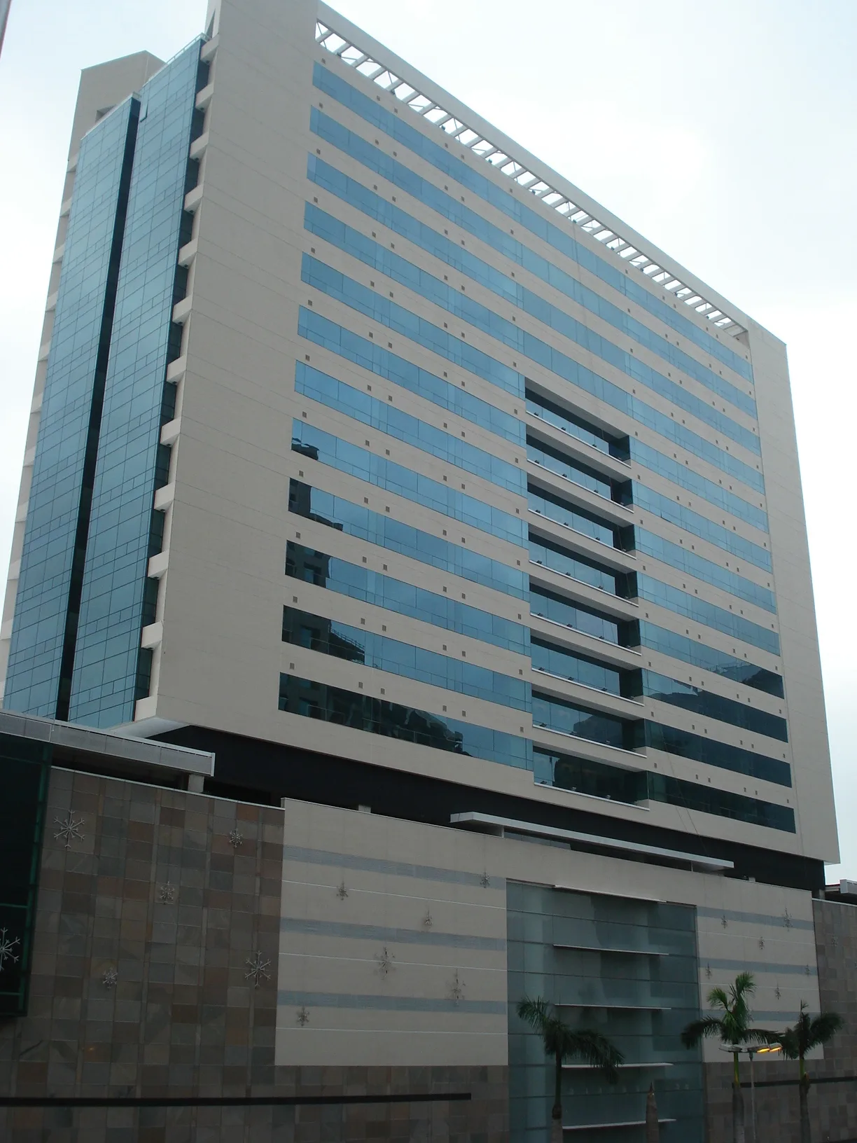 Centro Profissional Morumbi Shopping — Edifício corporativo em Berrini, São Paulo
