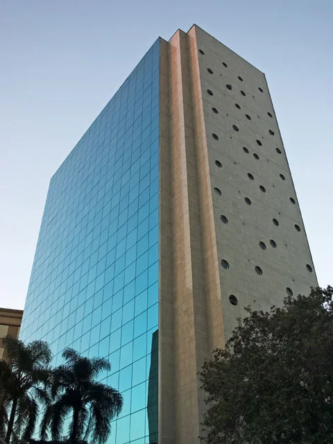 Planet Work — Edifício corporativo em Pinheiros, São Paulo