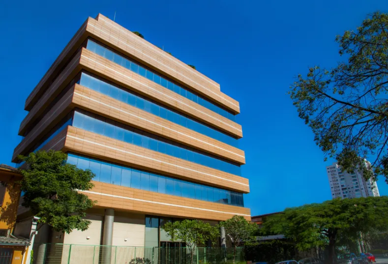 Jurubatuba — Edifício corporativo em Berrini, São Paulo