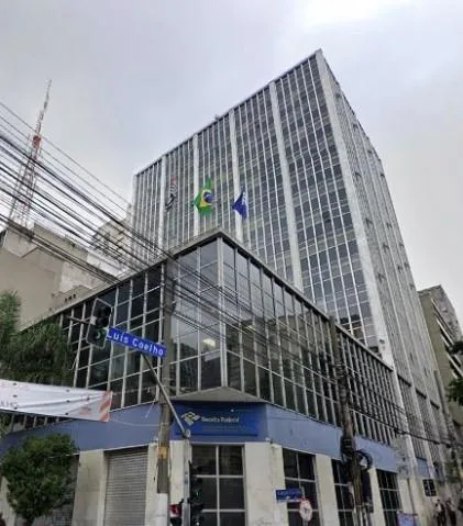 Yervant Kissajikian — Edifício corporativo em Paulista, São Paulo